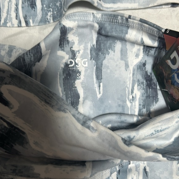 DSG workout set - Picture 4 of 6